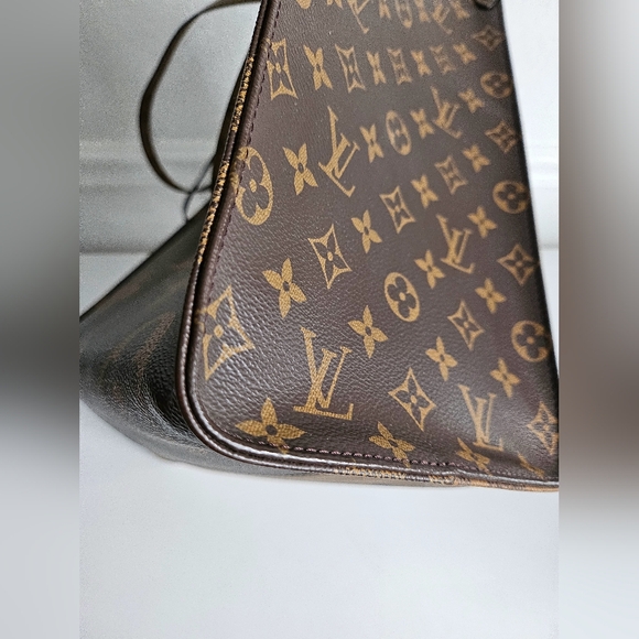 Louis Vuitton Reverse Monogram Onthego GM - Picture 10 of 13